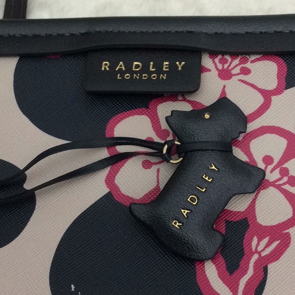 Radley London Handbag Tote                    NWT - Picture 5 of 8